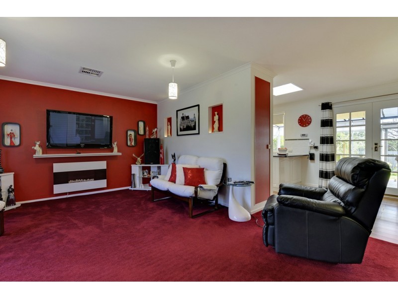 15 Caitlin Court, Midway Point TAS 7171