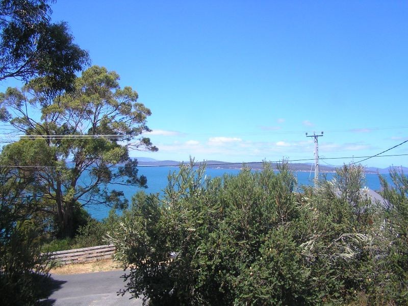 10 Susans Bay Road, Primrose Sands TAS 7173