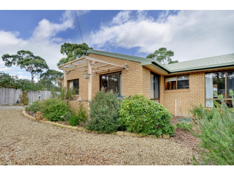 13 Meethenar Street, Carlton TAS 7173