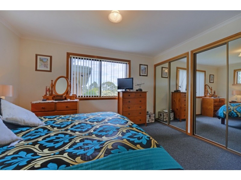 13 Meethenar Street, Carlton TAS 7173