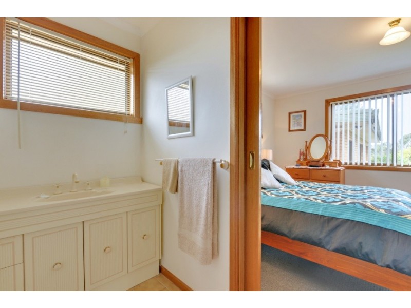 13 Meethenar Street, Carlton TAS 7173