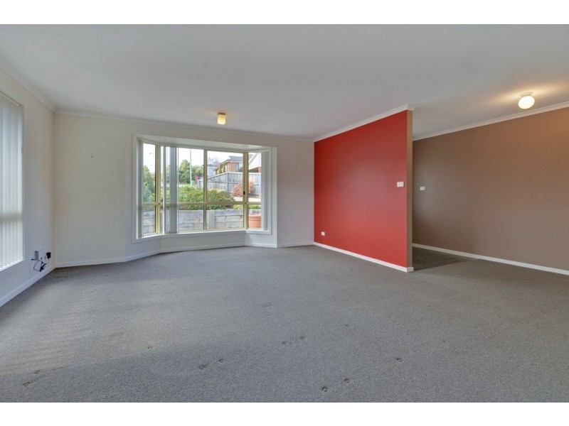 17 Caitlin Court, Midway Point TAS 7171