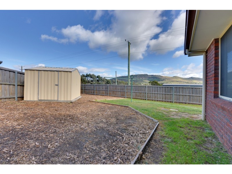 17 Caitlin Court, Midway Point TAS 7171