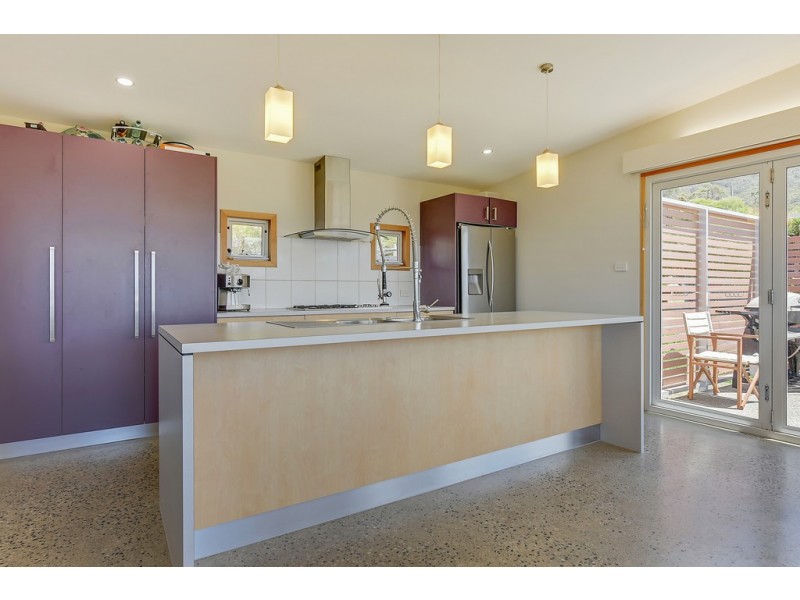 2 Caribbean Court, Eaglehawk Neck TAS 7179