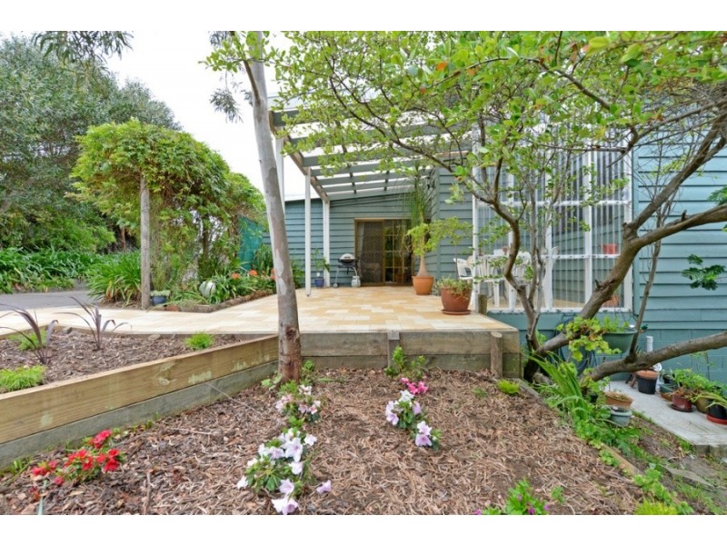 4 Lourah Street, Dodges Ferry TAS 7173