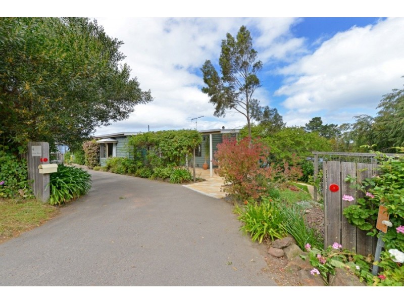 4 Lourah Street, Dodges Ferry TAS 7173