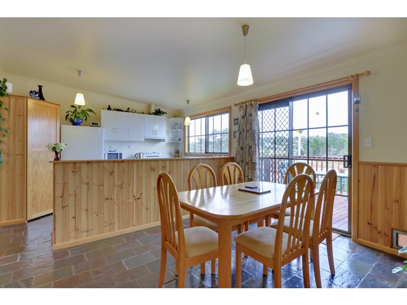 4 Lourah Street, Dodges Ferry TAS 7173