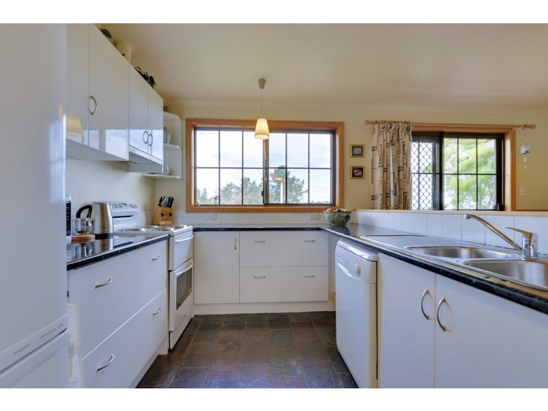 4 Lourah Street, Dodges Ferry TAS 7173