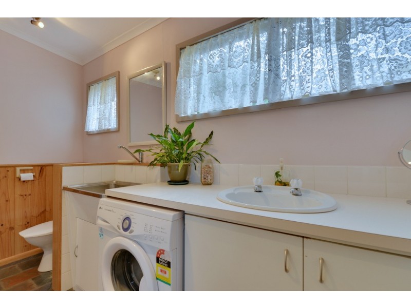 4 Lourah Street, Dodges Ferry TAS 7173
