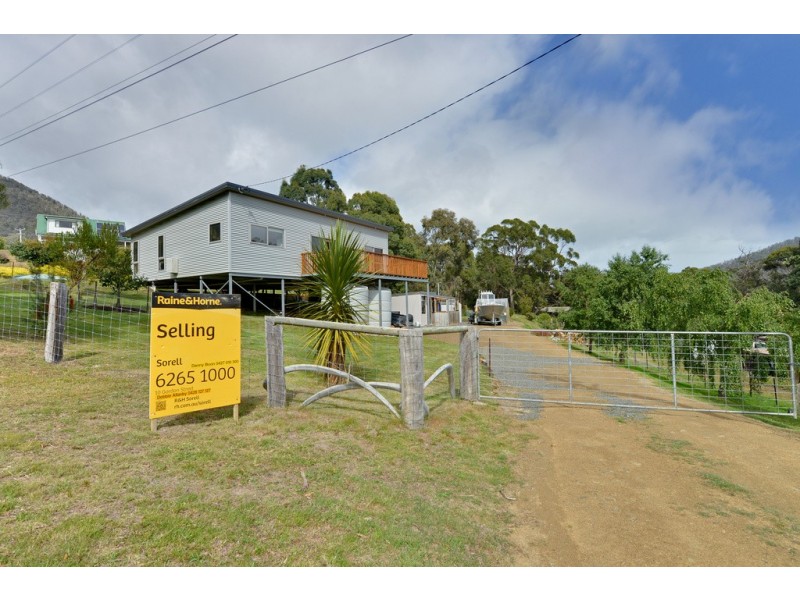 12 Ferntree Road, Eaglehawk Neck TAS 7179