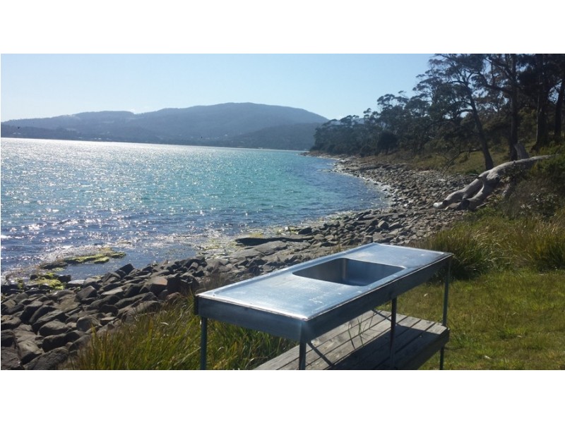 552 White Beach Road, White Beach TAS 7184