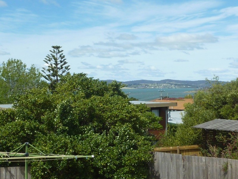 25 First Avenue, Midway Point TAS 7171