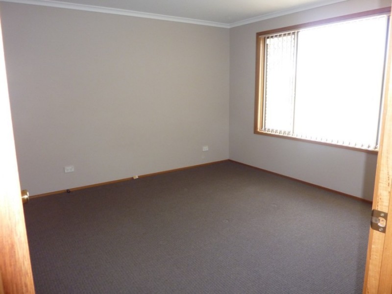25 First Avenue, Midway Point TAS 7171