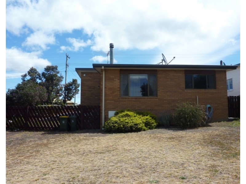 25 First Avenue, Midway Point TAS 7171