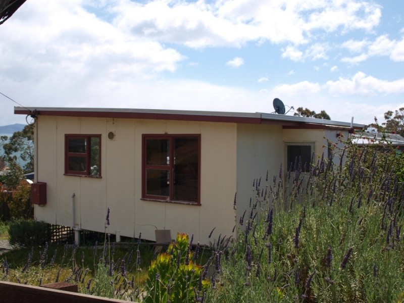 14 Rowan Avenue, Primrose Sands TAS 7173