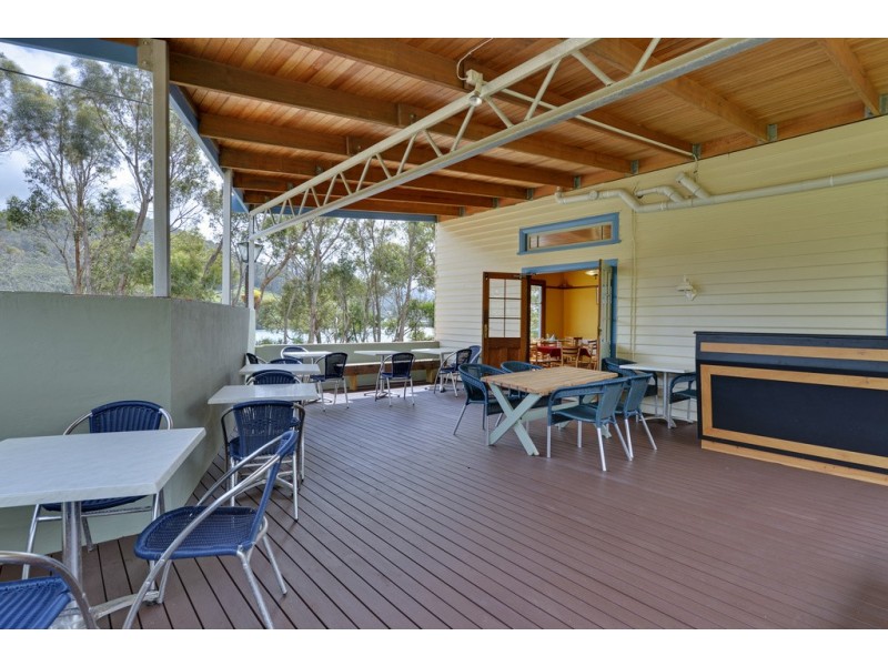 5131 Arthur Highway, Eaglehawk Neck TAS 7179