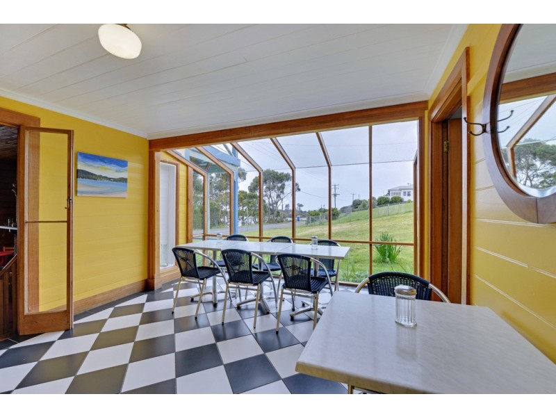 5131 Arthur Highway, Eaglehawk Neck TAS 7179