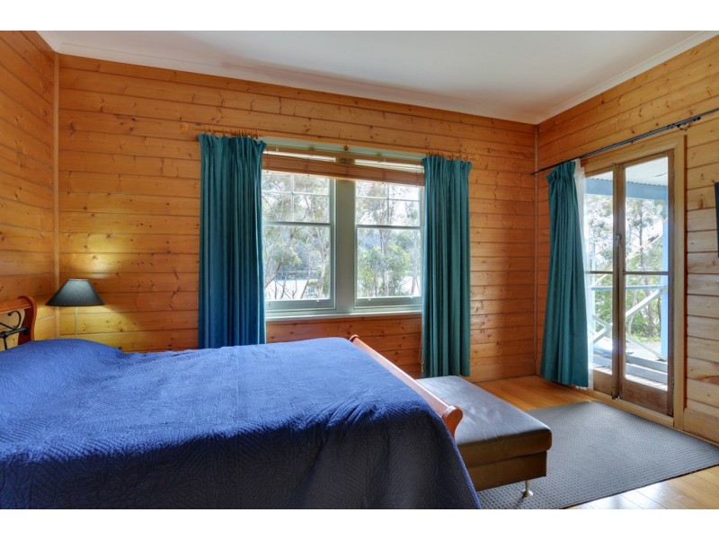 5131 Arthur Highway, Eaglehawk Neck TAS 7179