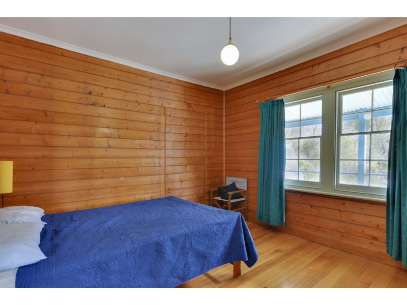 5131 Arthur Highway, Eaglehawk Neck TAS 7179