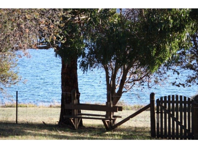 568 White Beach Road, White Beach TAS 7184