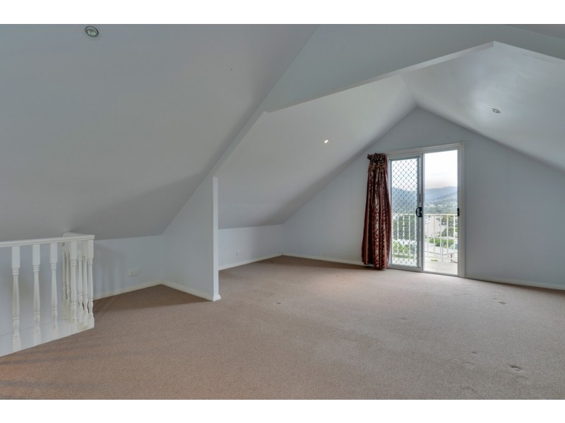 11 Blackwood Court, White Beach TAS 7184