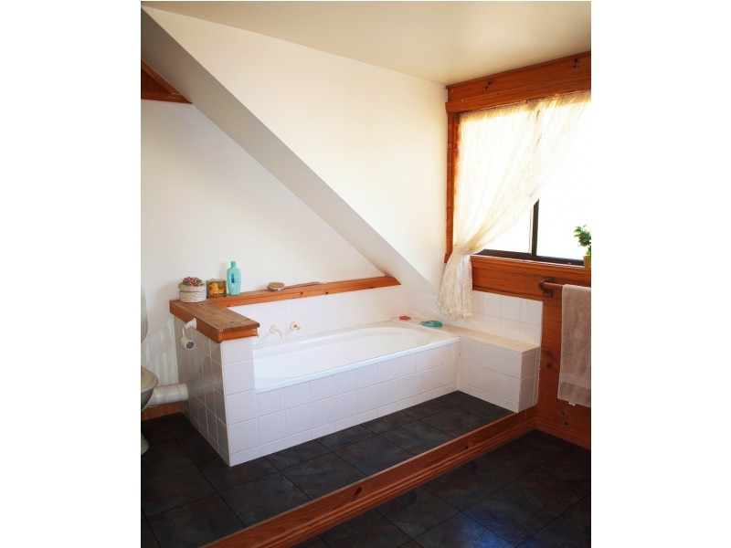 5831 Arthur Highway, Taranna TAS 7180