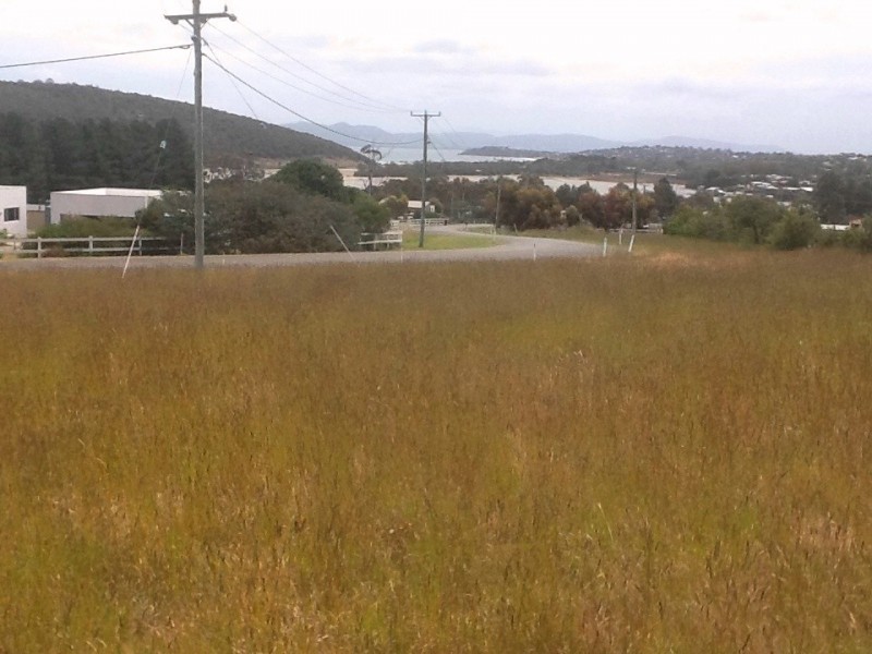 15 Colleen Crescent, Primrose Sands TAS 7173