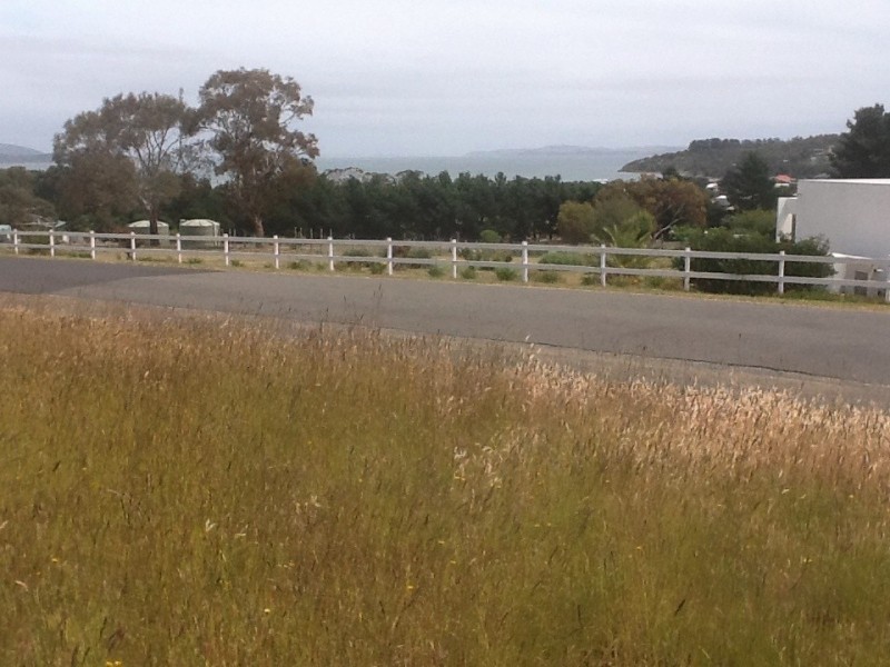 15 Colleen Crescent, Primrose Sands TAS 7173