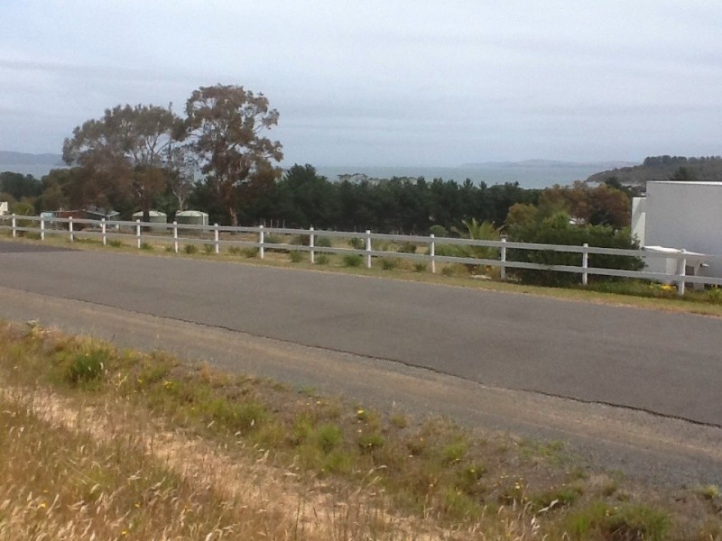 15 Colleen Crescent, Primrose Sands TAS 7173