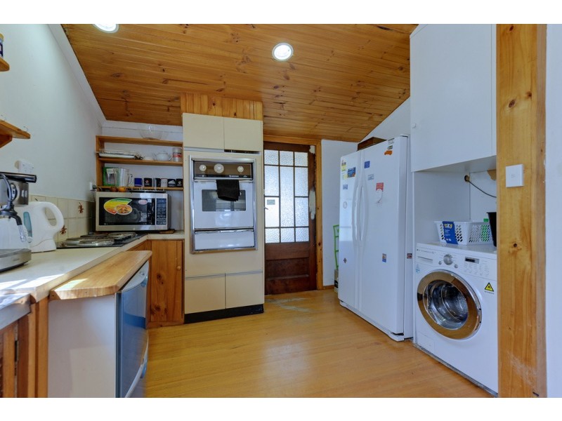 11 Jetty Road, Dodges Ferry TAS 7173