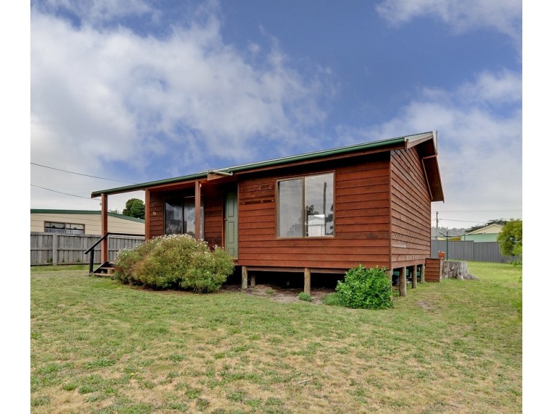 22 First Avenue, Dodges Ferry TAS 7173