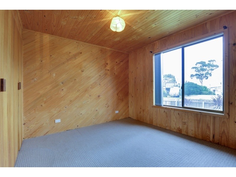 22 First Avenue, Dodges Ferry TAS 7173