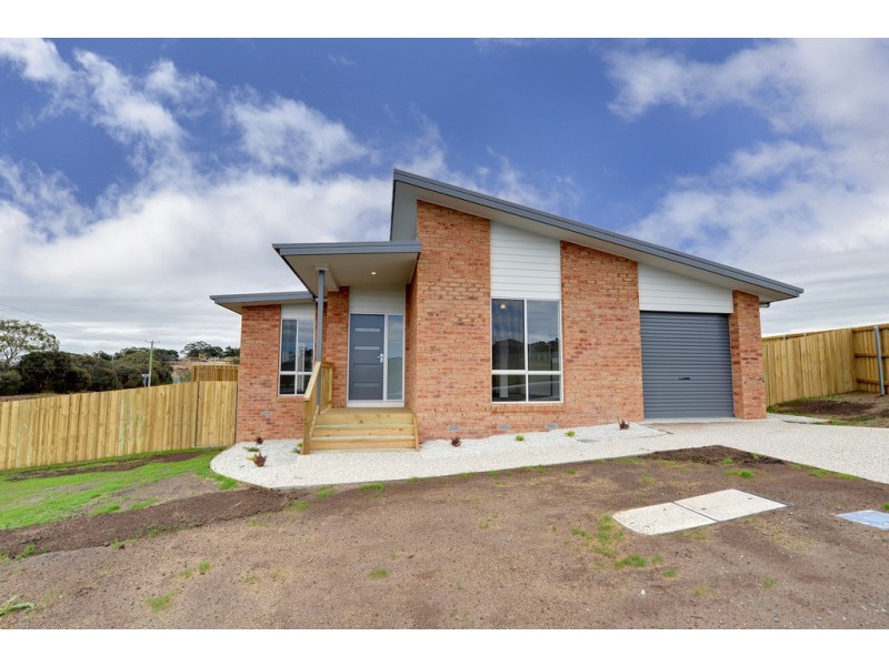 2 Barilla Court, Midway Point TAS 7171