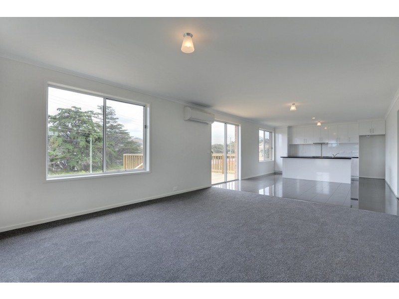 2 Barilla Court, Midway Point TAS 7171