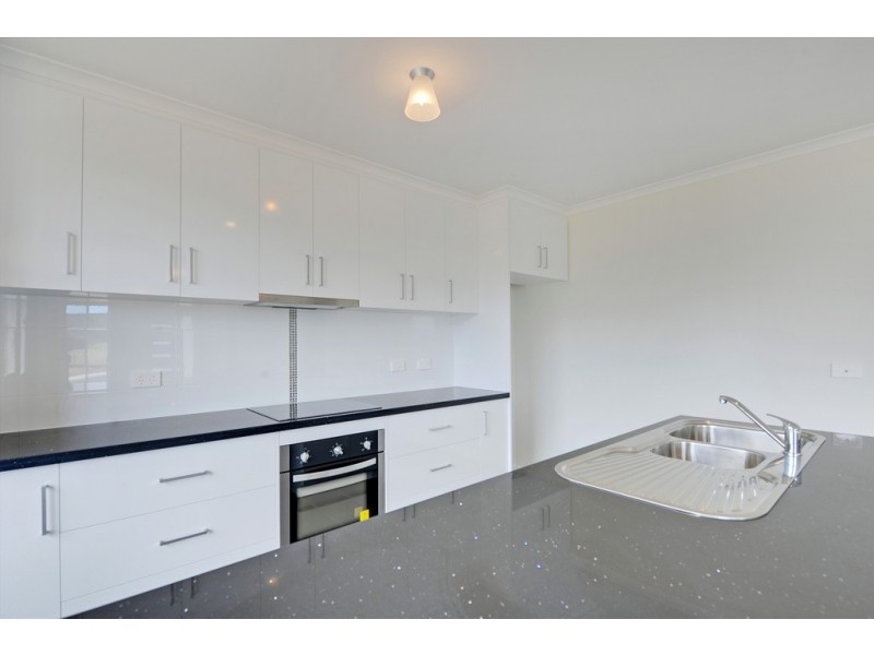 2 Barilla Court, Midway Point TAS 7171