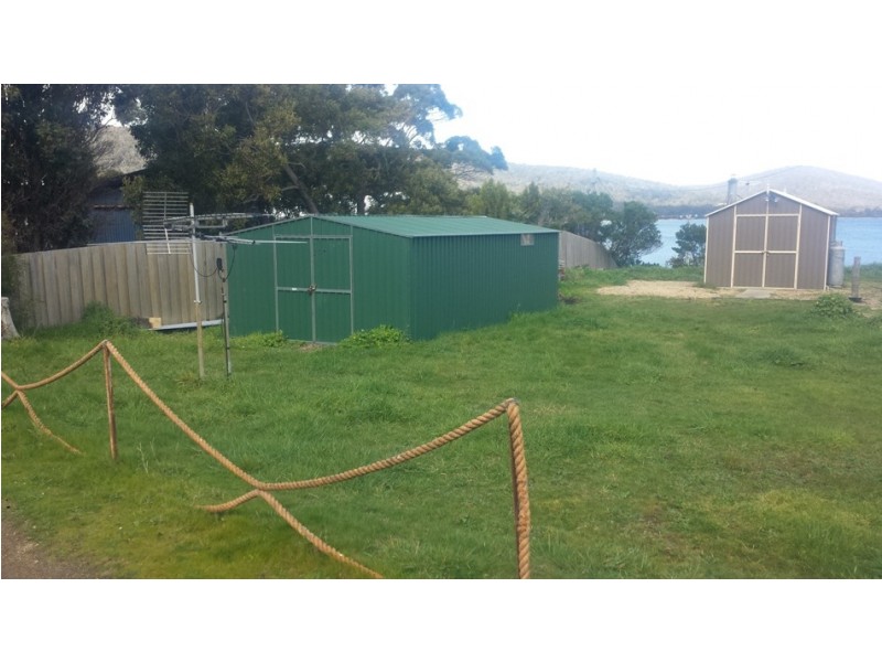 34 Apex Point Road, White Beach TAS 7184