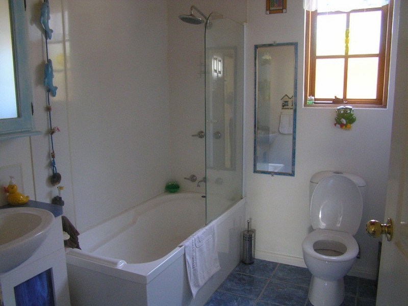 72 Surf Road, Seven Mile Beach TAS 7170