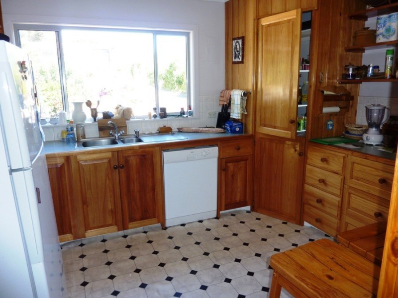 7 Barton Avenue, Triabunna TAS 7190