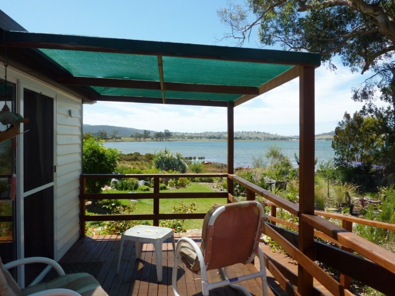 7 Barton Avenue, Triabunna TAS 7190