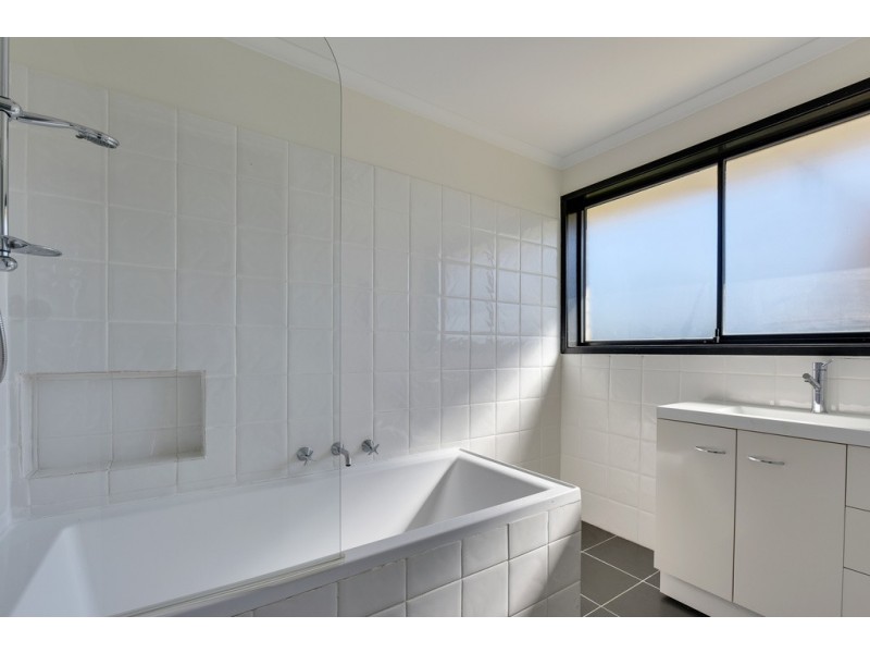 19 Woodhurst Road, Seven Mile Beach TAS 7170