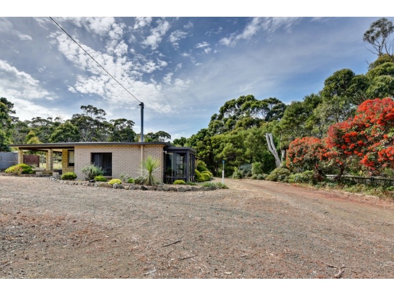 116 Apex Point Road, White Beach TAS 7184