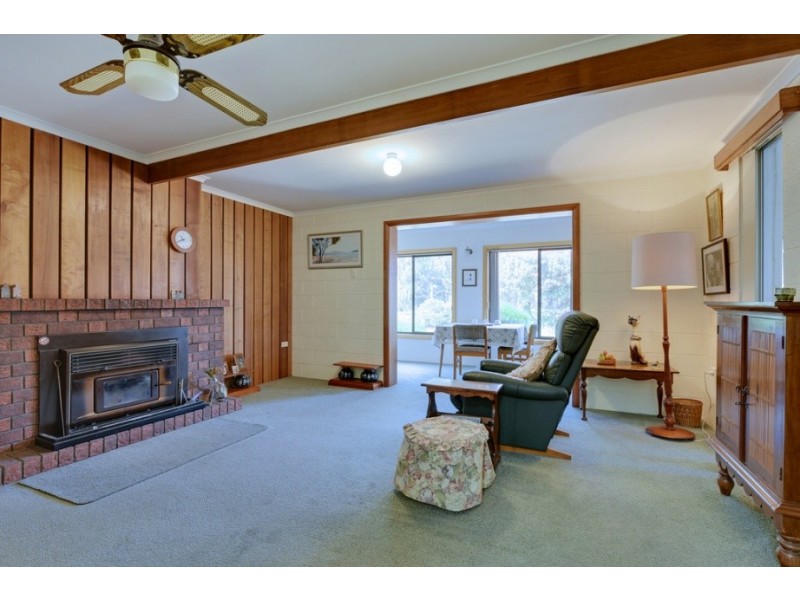 116 Apex Point Road, White Beach TAS 7184