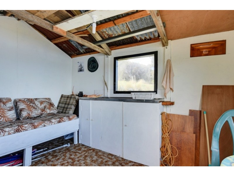 116 Apex Point Road, White Beach TAS 7184