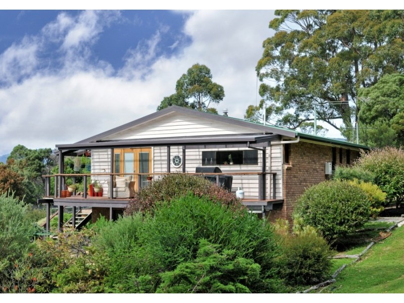 189 Pirates Bay Drive, Eaglehawk Neck TAS 7179
