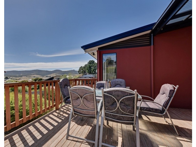 3 Walter Place, Howrah TAS 7018