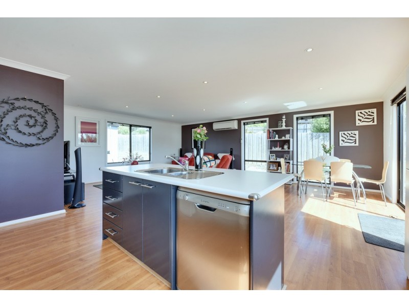 3 Walter Place, Howrah TAS 7018