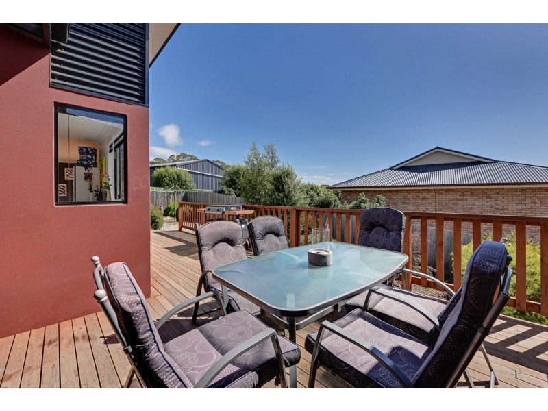 3 Walter Place, Howrah TAS 7018