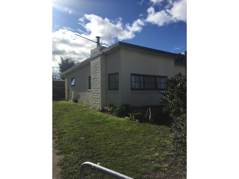 9 Fifth Avenue, Dodges Ferry TAS 7173