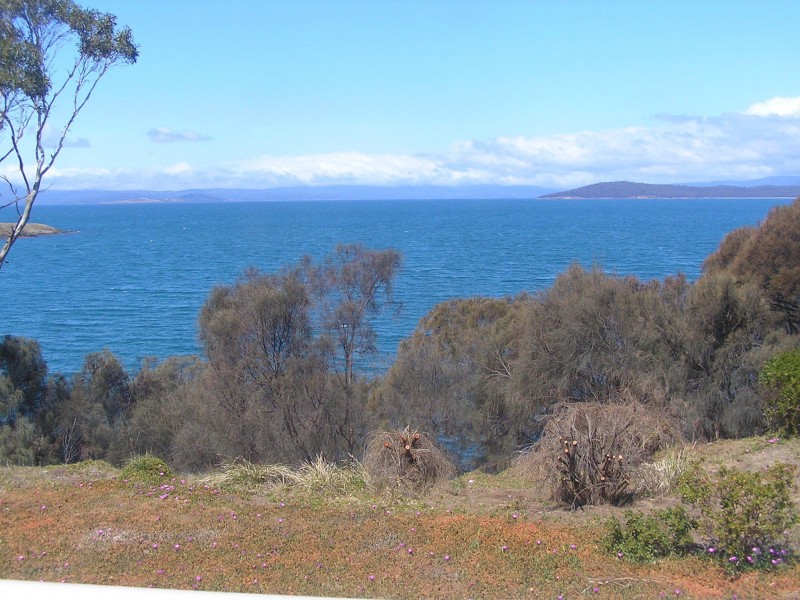 19 Linden Road, Primrose Sands TAS 7173