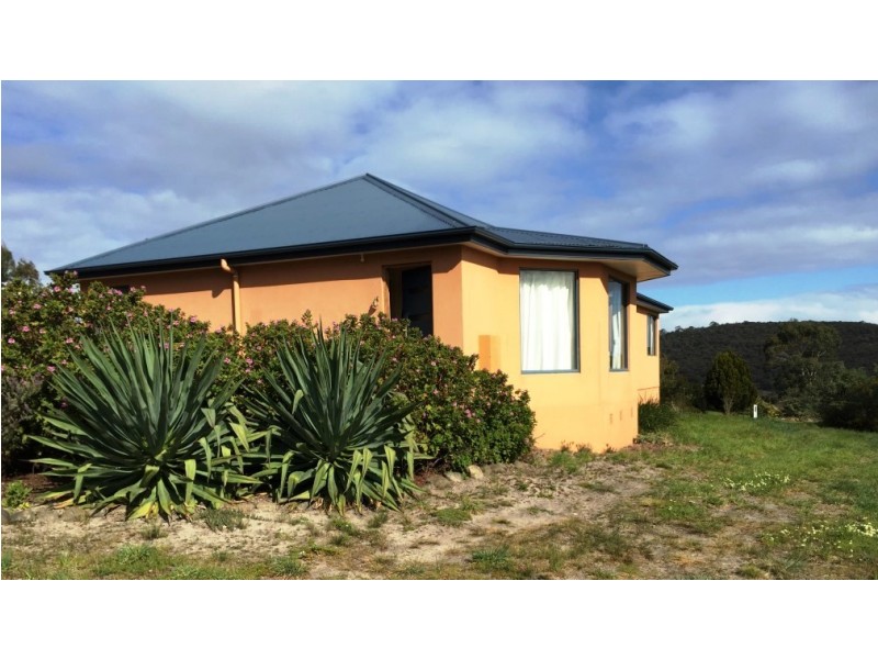 6 Clover Court, Carlton TAS 7173